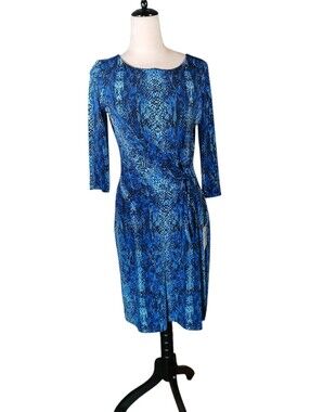 NWT Calvin Klein Figure Flattering Stretch Dress. Sz 8